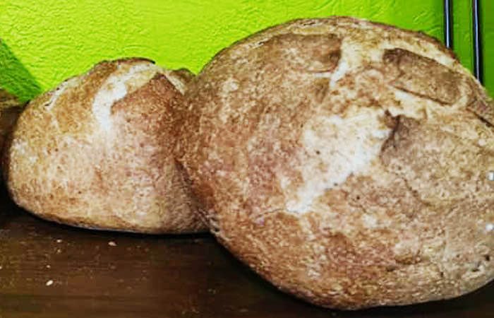 la-pâtisserie-française-bakery-bread