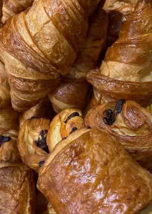 la-patisserie-francaise-viennoiserie-croissant-pain-chocolat